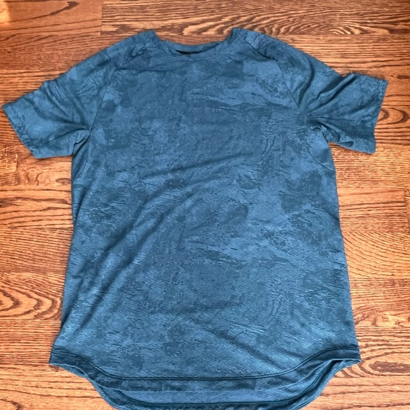 Lululemon Drysense Training Short Sleeve - Marble Map Jacquard Blue - Size Large - Picture 2 of 5